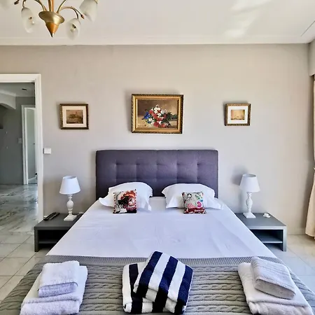 Valegrand Penthouse Sea View By Guys Apartman